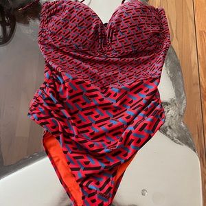 One piece Swim. Size 3/ medium